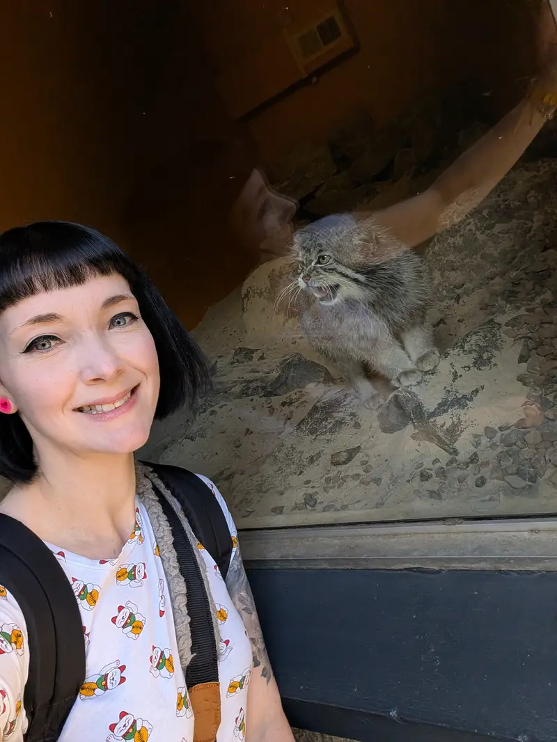 エディンバラ動物園のアキコの写真